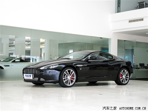 Aston martin aston martin Aston Martin DB9 2011 6.0 Touchtronic Coupe
