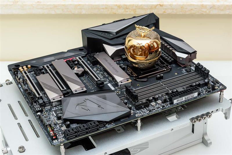 Complete evaluation of Intel i9-9900K