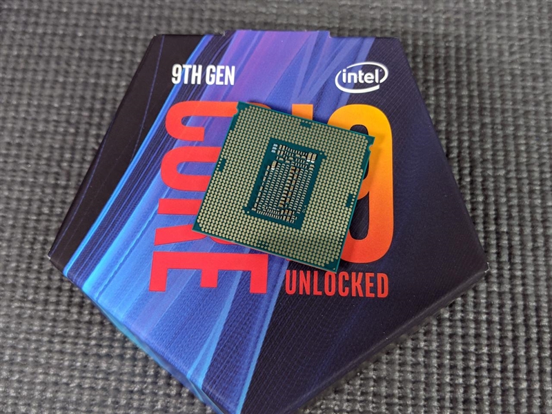 Complete evaluation of Intel i9-9900K: Power consumption runs wild.