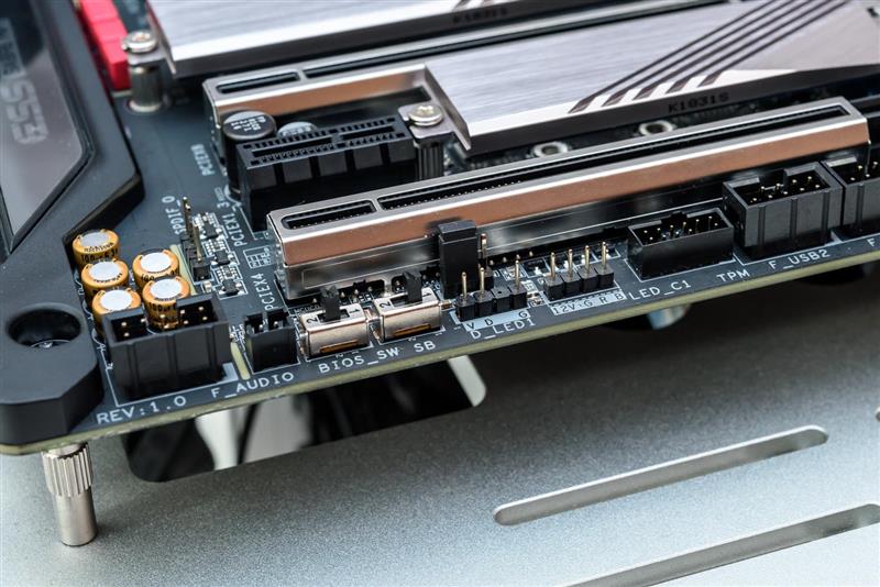 Complete evaluation of Intel i9-9900K