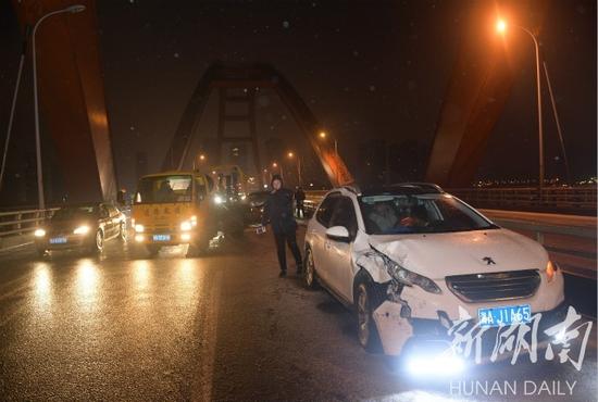 The scene of the accident. (Photo by Hunan Daily reporter Jun Tang)