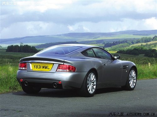Aston martin aston martin Vanquish 2004 6.0 Coupe