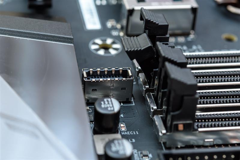 Complete evaluation of Intel i9-9900K