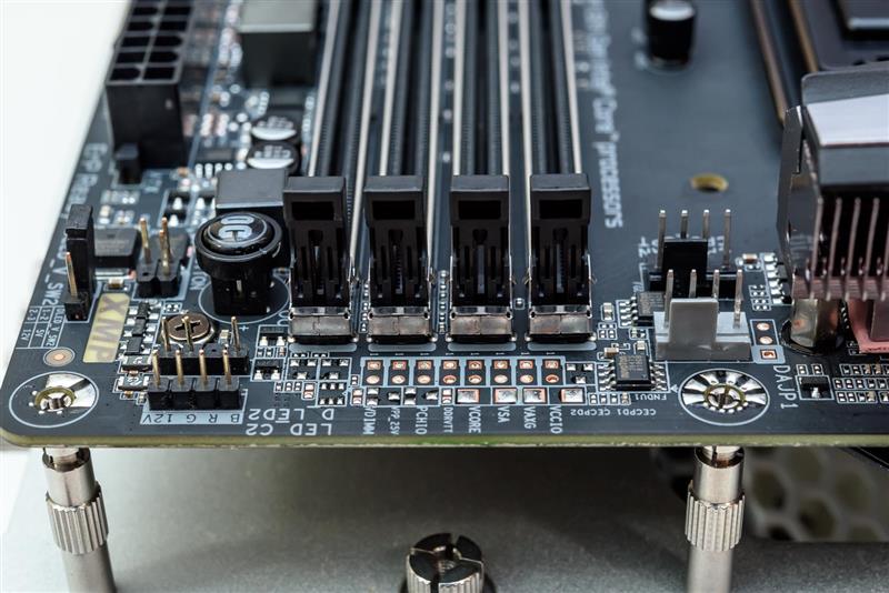 Complete evaluation of Intel i9-9900K